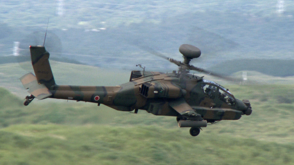 戦闘ヘリ AH-64D アパッチ